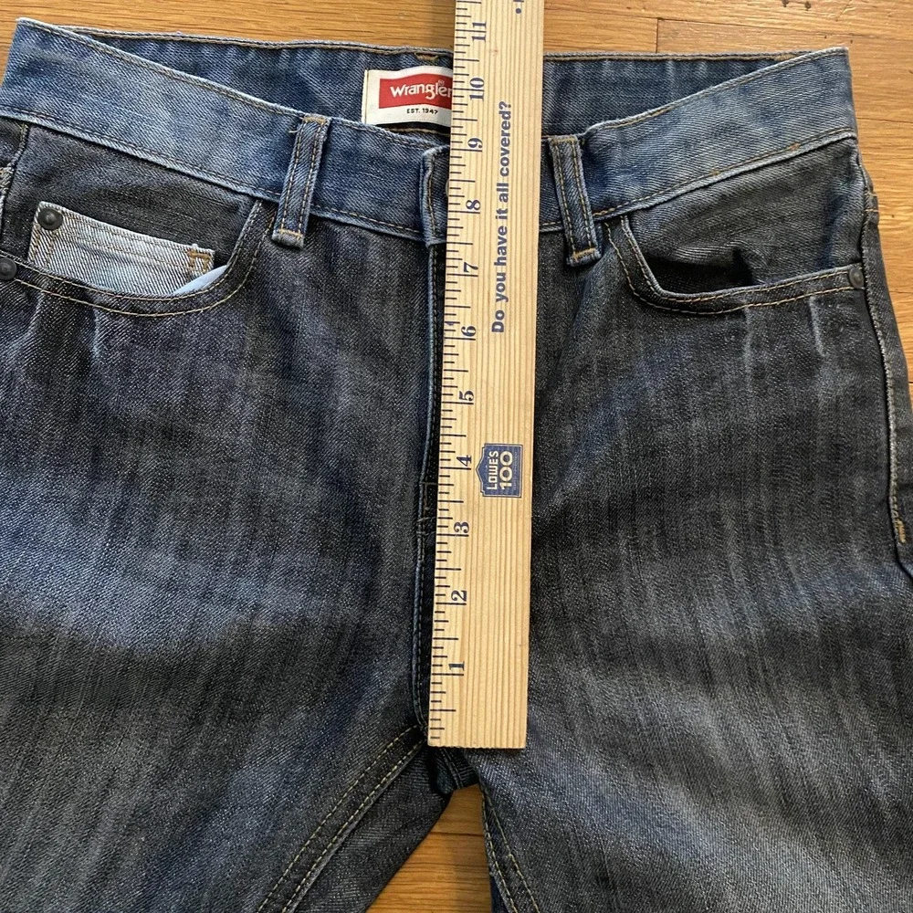 Wrangler Jeans Womens 12 Regular Dark Wash Stretch Denim Mid Rise Classic‎ Fit - Picture 9 of 14